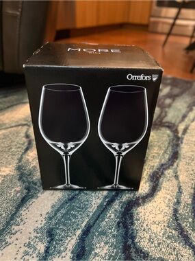 NIB 4 Orrefors Crystal Wine Glasses